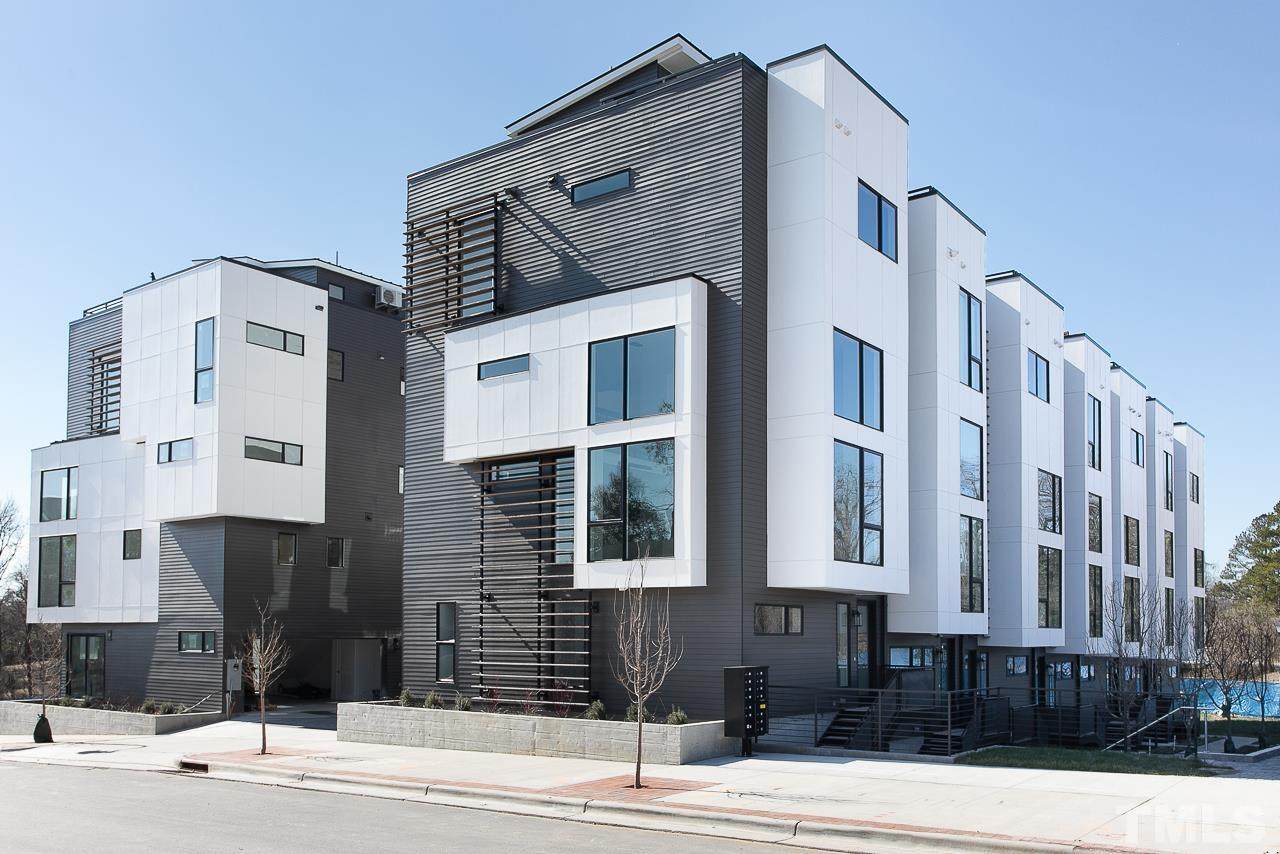 512 Gordon Street - Photo 1