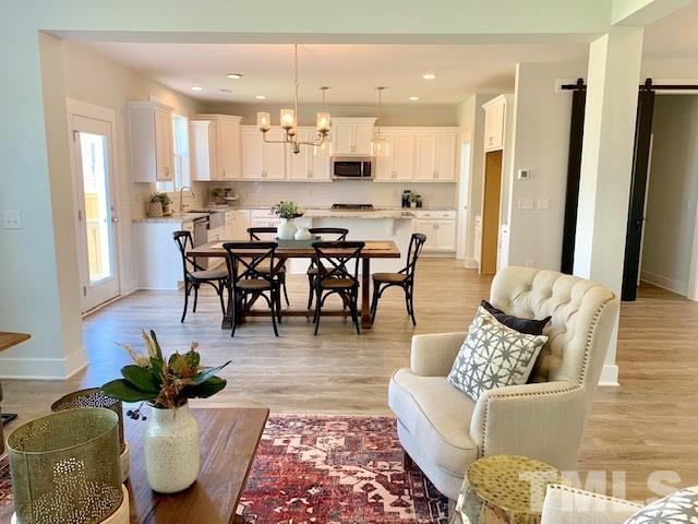 119 Chapel Lawn Avenue - Photo 1