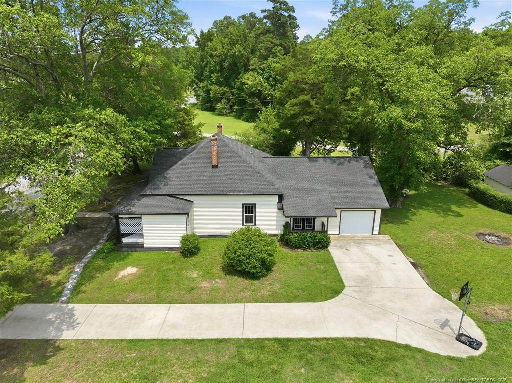 908 Middle Road - Photo 1