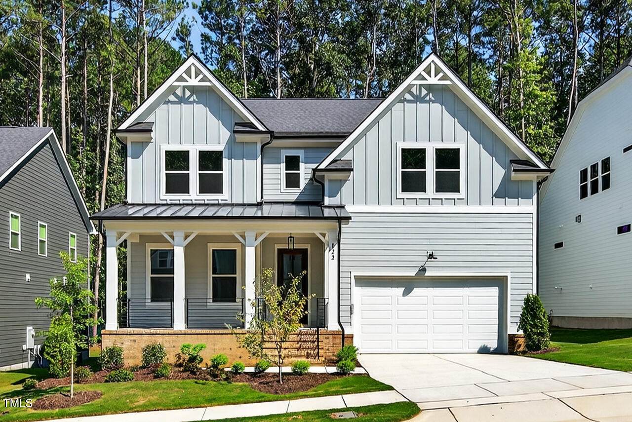 122 Sanderway Drive - Photo 1