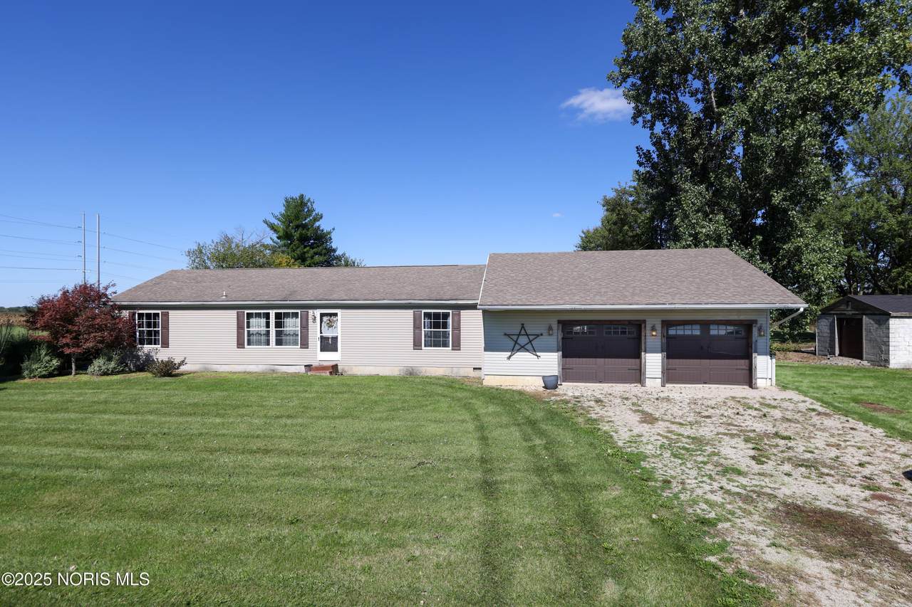 13074 Township Road 152 - Photo 1