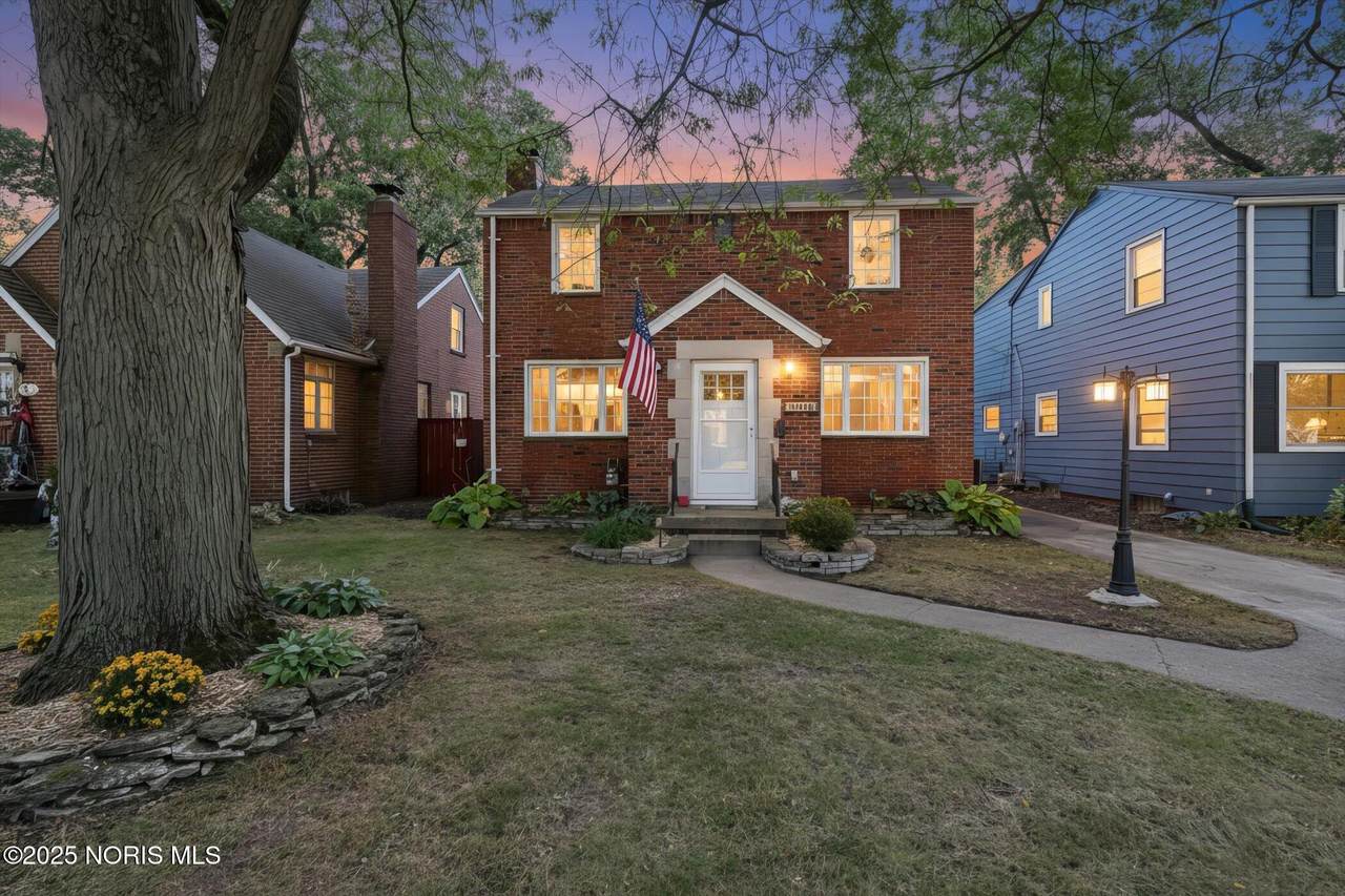 3512 Wyckliffe Parkway - Photo 1