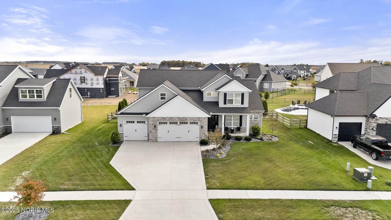 9437 Newbury Lane - Photo 1