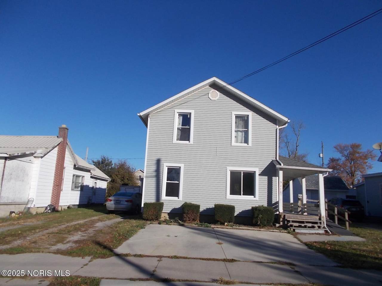 252 Chestnut Street - Photo 1