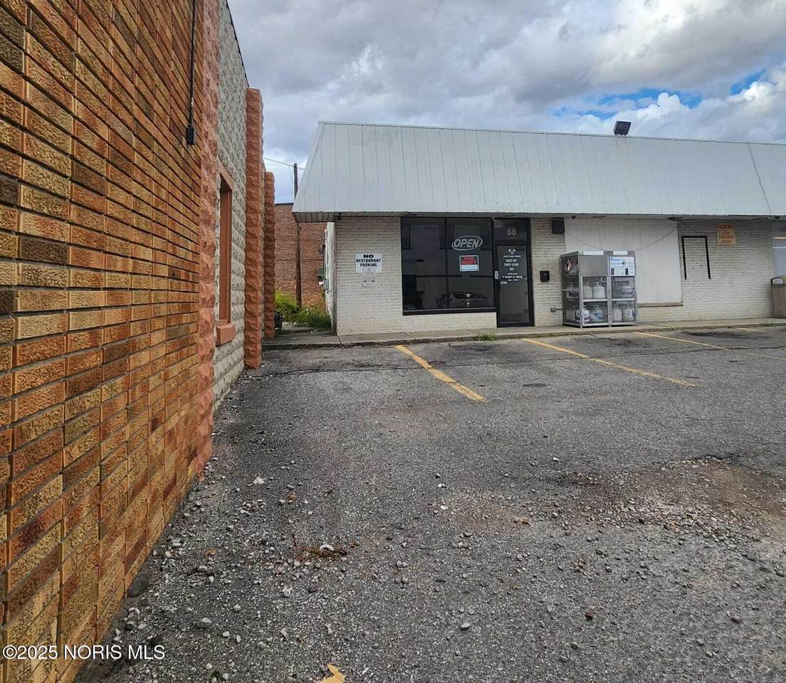 88 Dodge Street - Photo 1