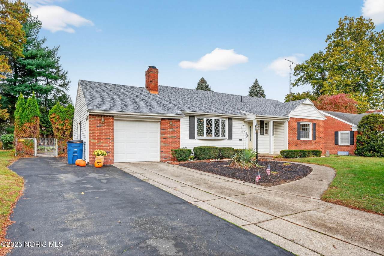 2901 Evergreen Road - Photo 1