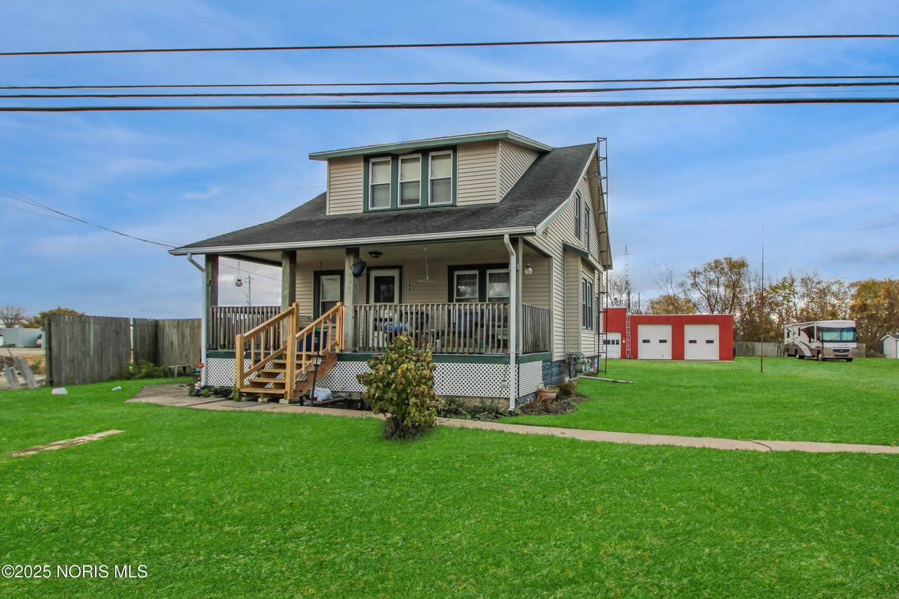 1344 Lakeshore Drive - Photo 1