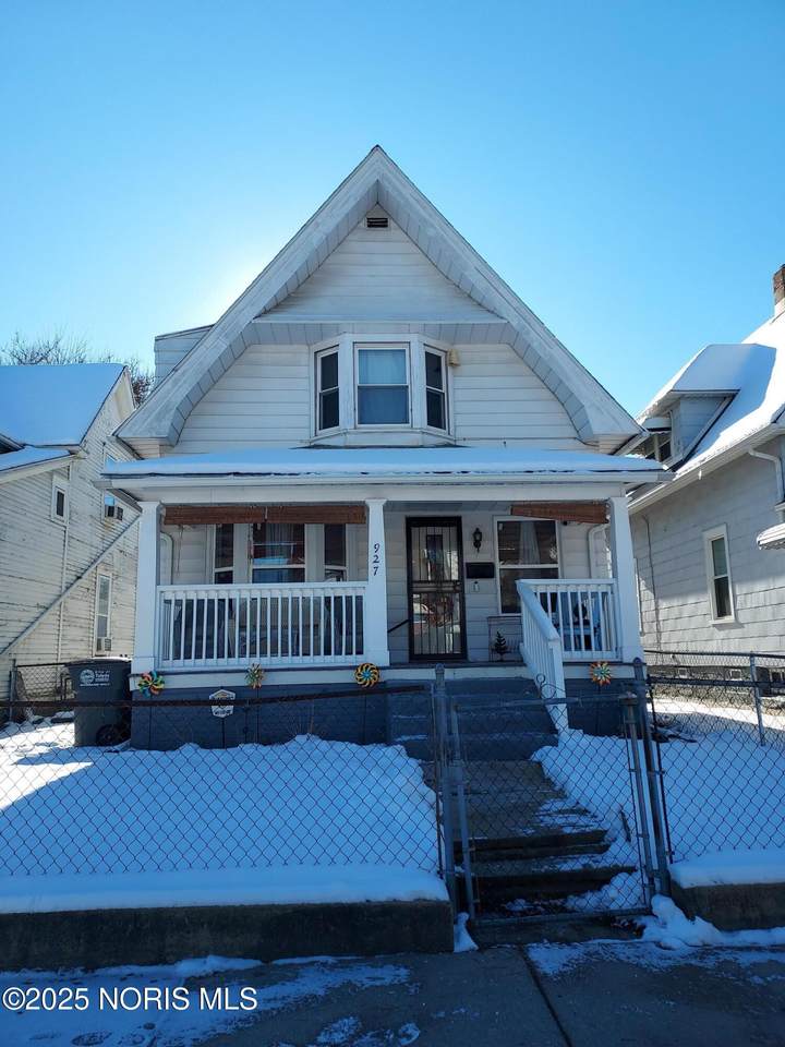 927 Norwood Avenue - Photo 1