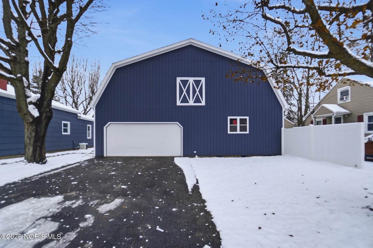 900 Morse Street - Photo 1