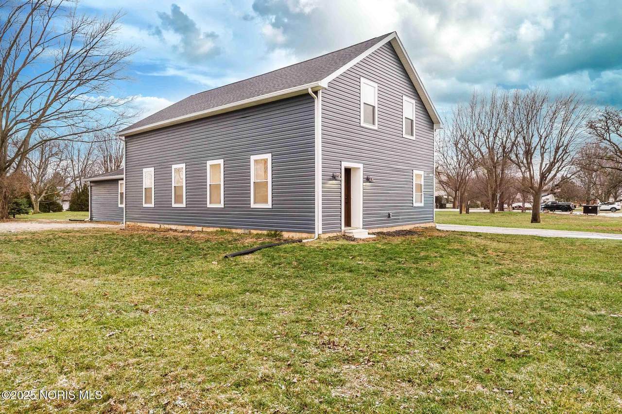 12035 Township Rd 112 - Photo 1