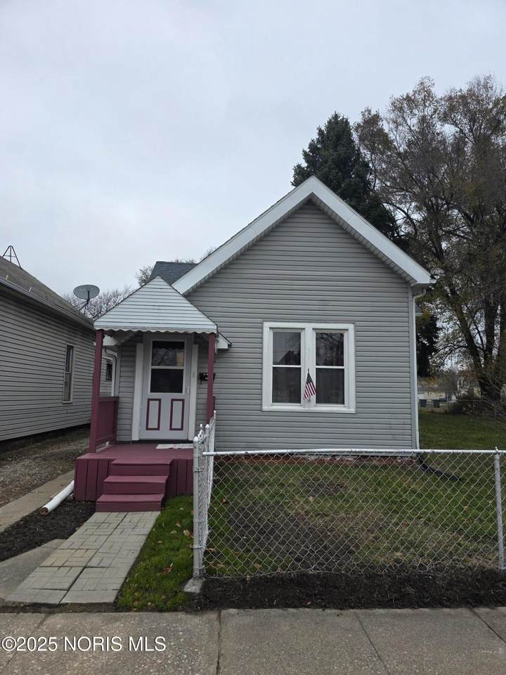 545 Milton Street - Photo 1