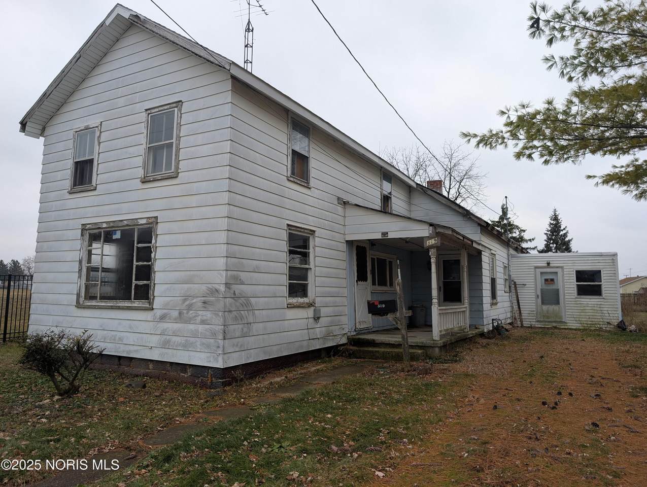 319 South Street - Photo 1