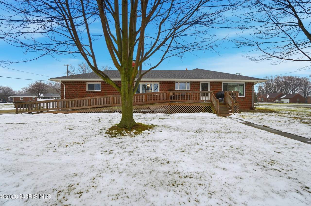 2869 Shoreland Avenue - Photo 1