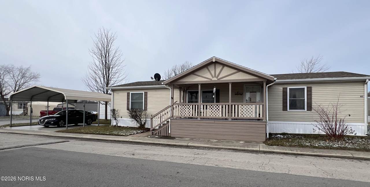 930 Broadway Street - Photo 1