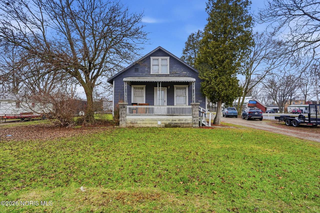 1604 Gray Street - Photo 1
