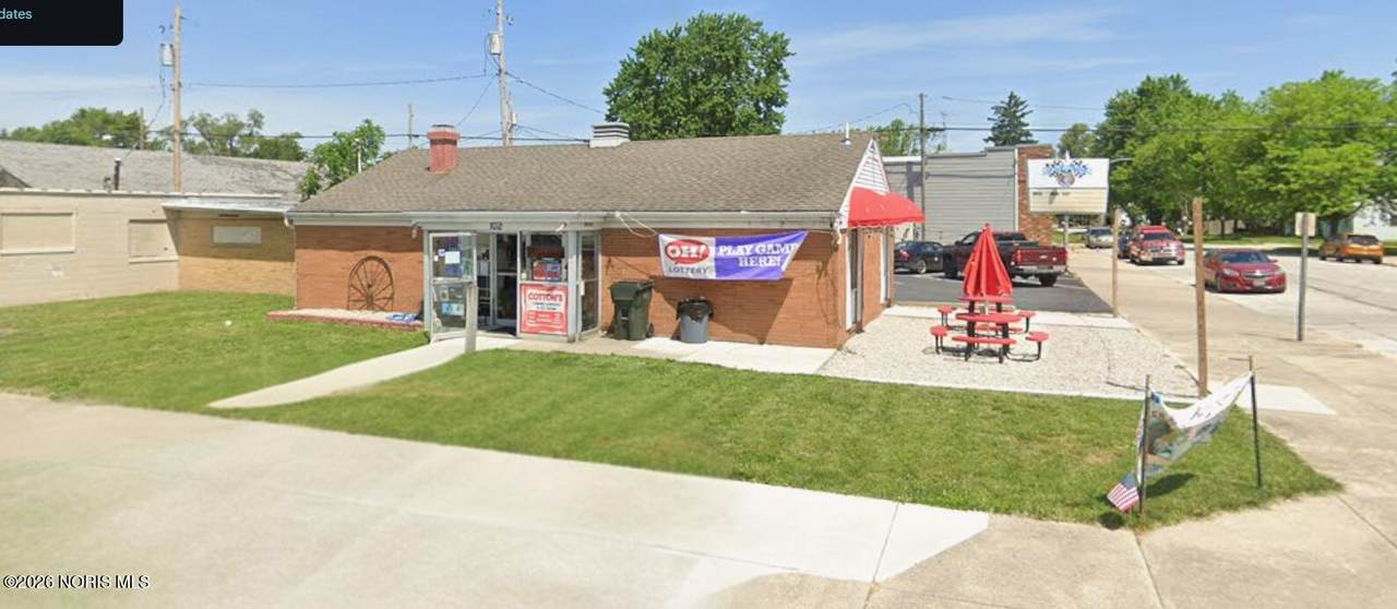 102 Crocker Street - Photo 1