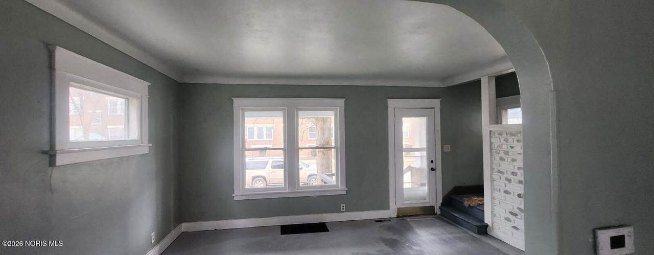 2536 Erie Street - Photo 1