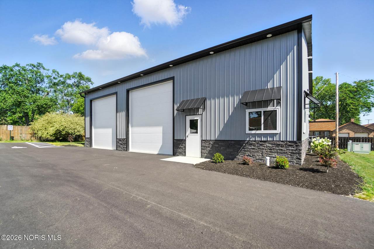 126 Lotze Street - Photo 1