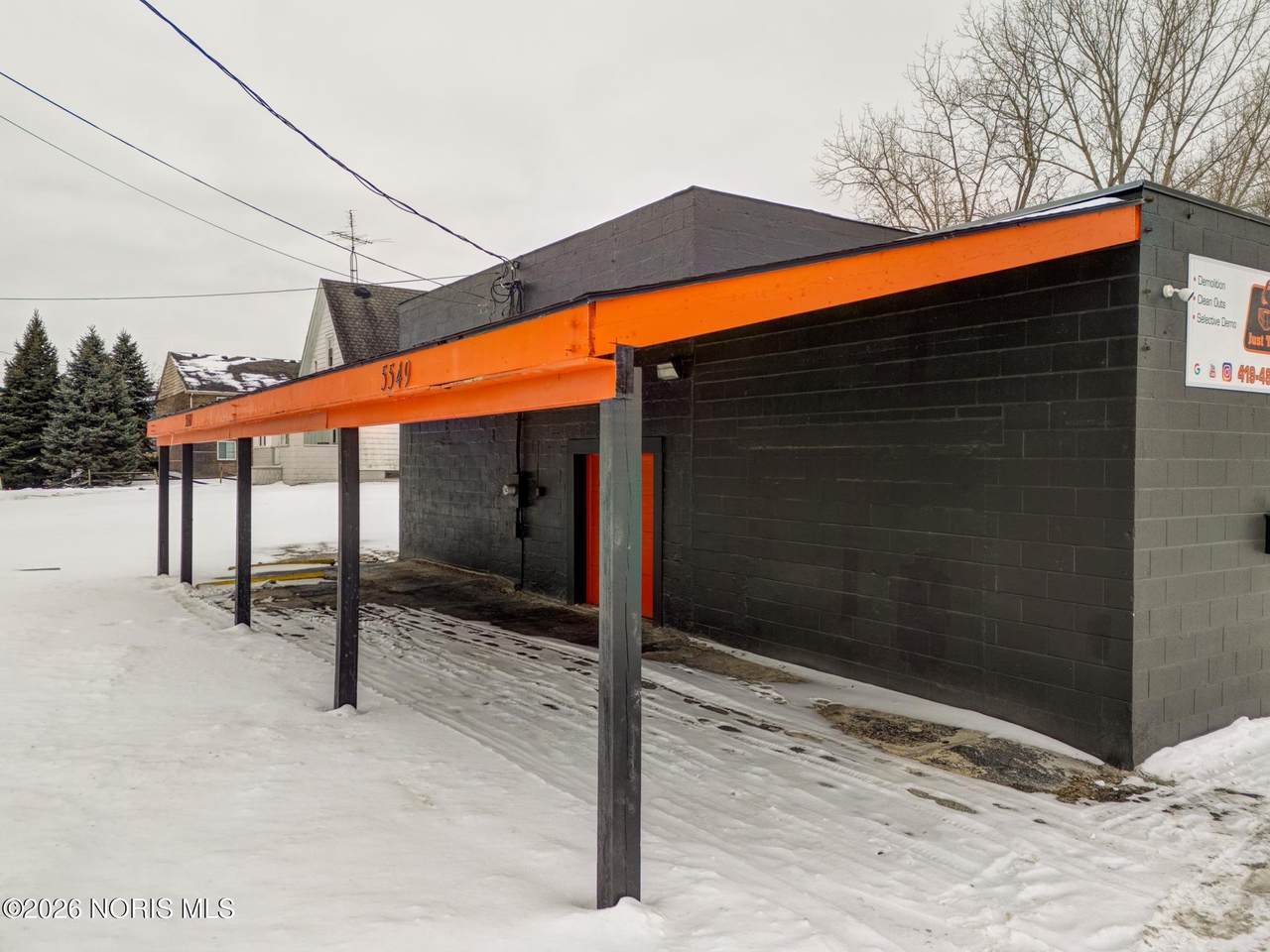 5517 Lewis Avenue - Photo 1