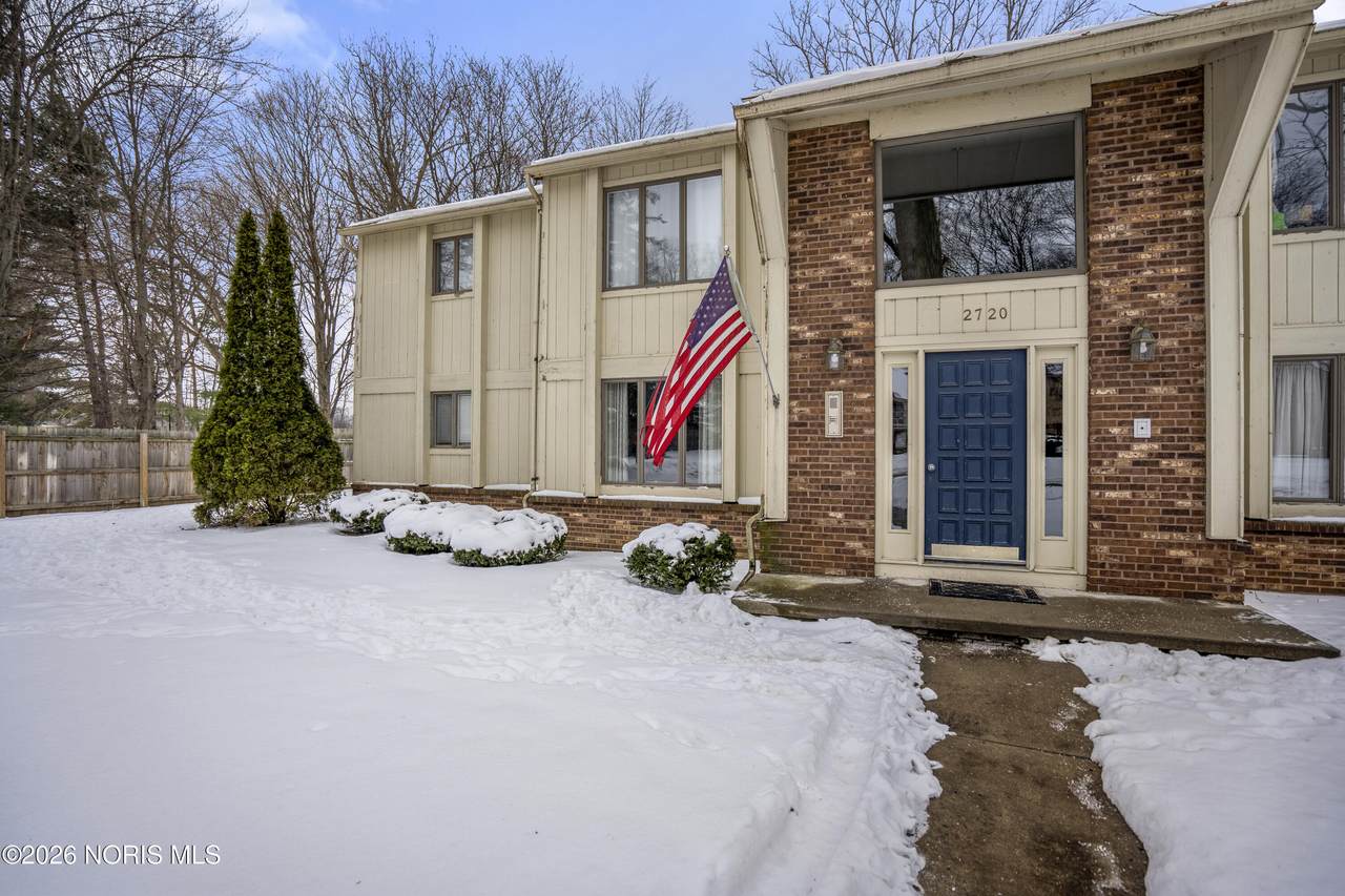 2720 Westcastle Drive - Photo 1