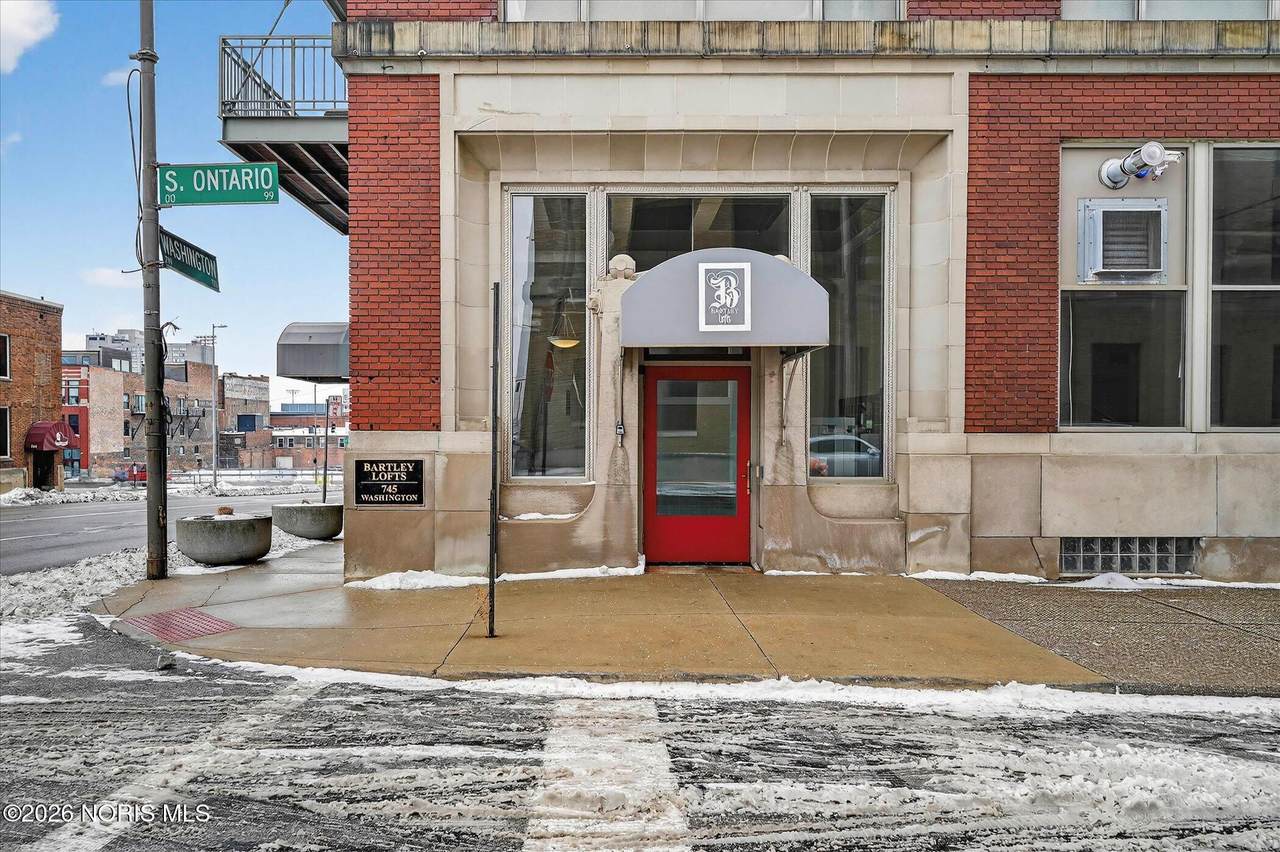 745 Washington Street - Photo 1