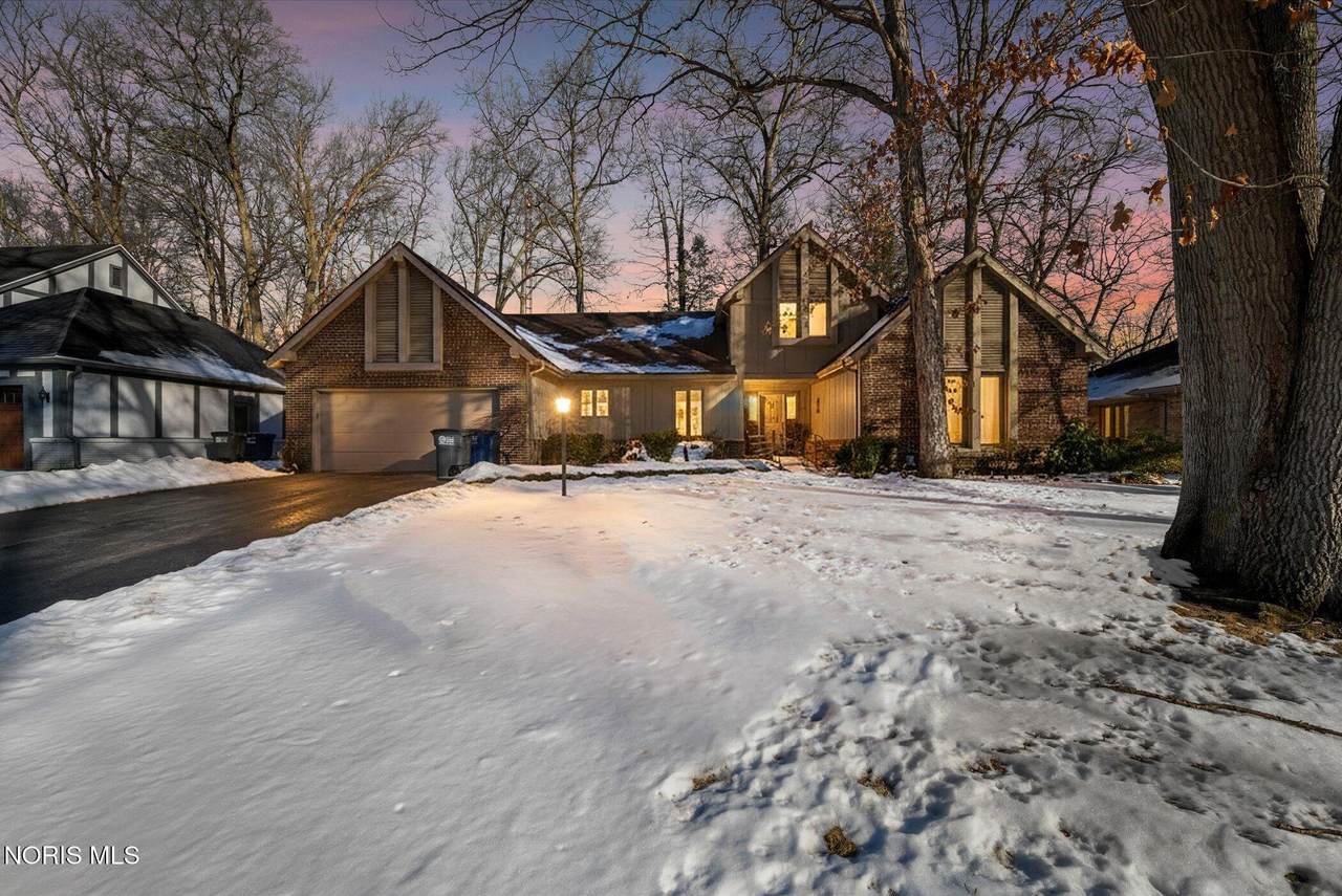 4456 Woodbriar Drive - Photo 1