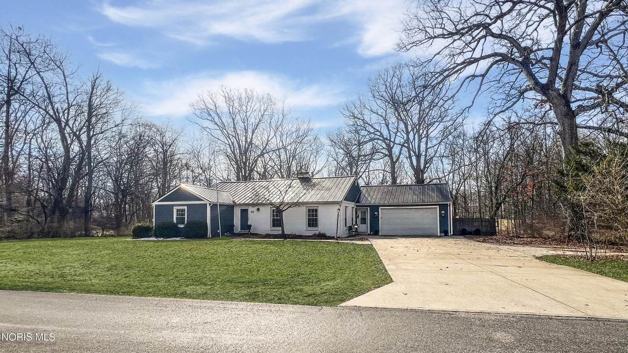 905 Corwin Street - Photo 1