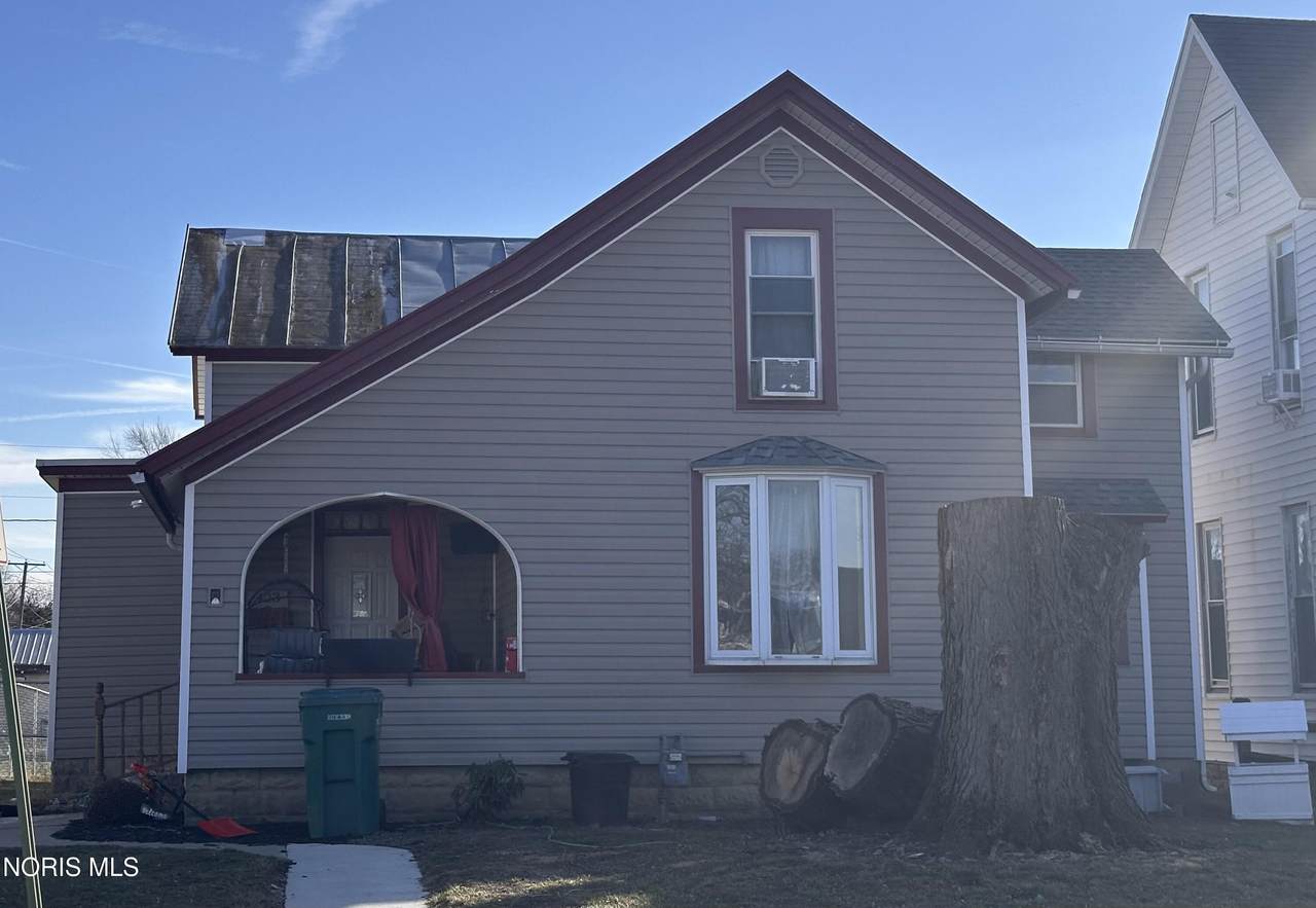 423 Elm Street - Photo 1