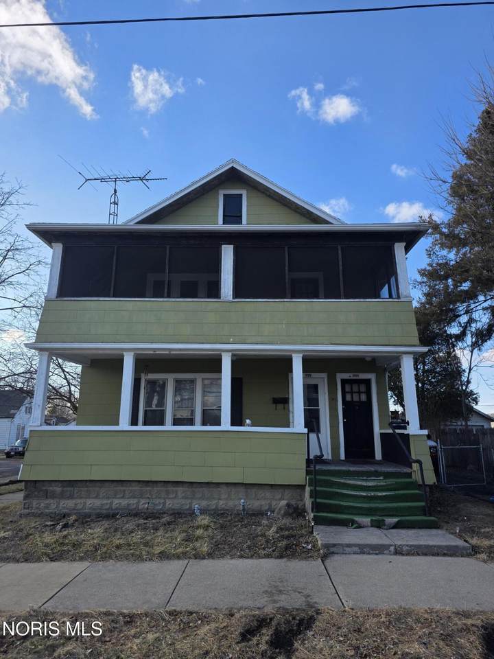 838 Erie Street - Photo 1
