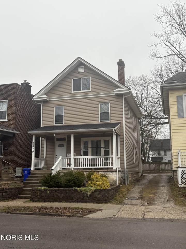 2470 Indianola Avenue - Photo 1