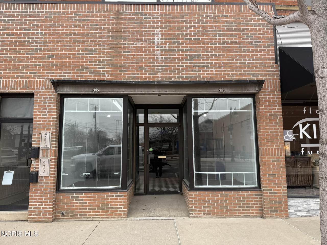 422 Clinton Street - Photo 1