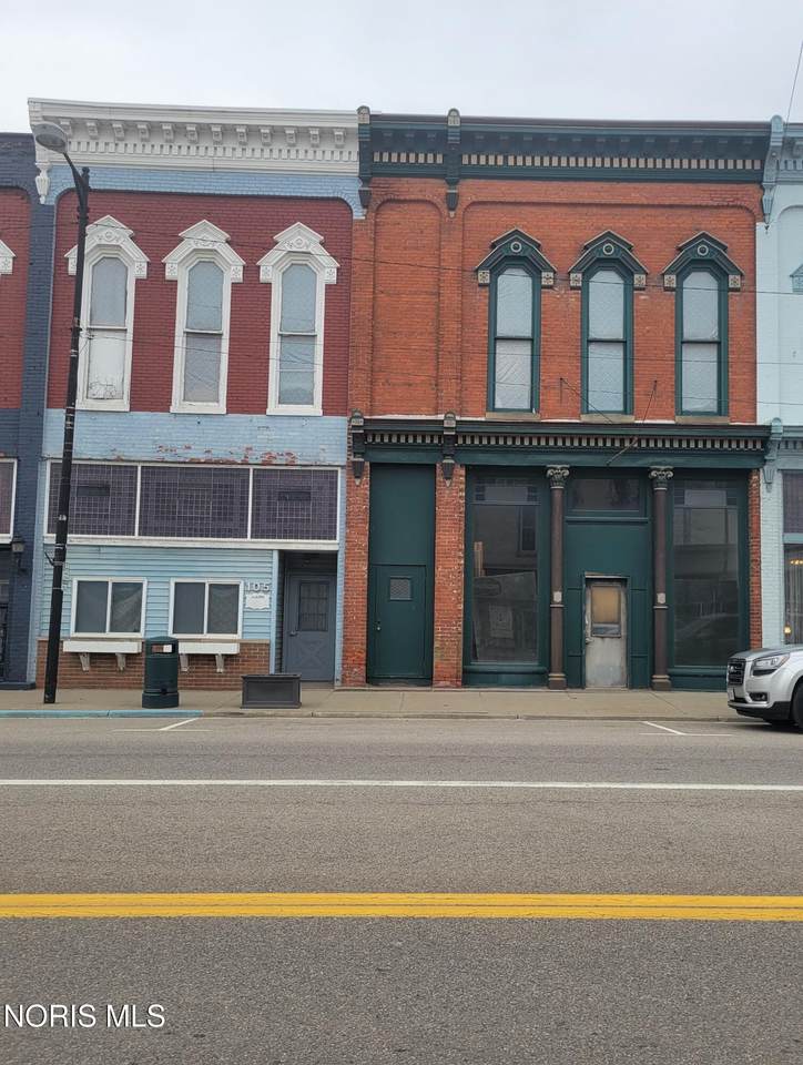 105 Main Street - Photo 1