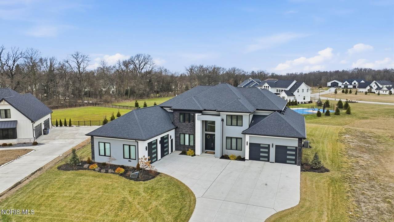 1125 Hunting Creek Drive - Photo 1