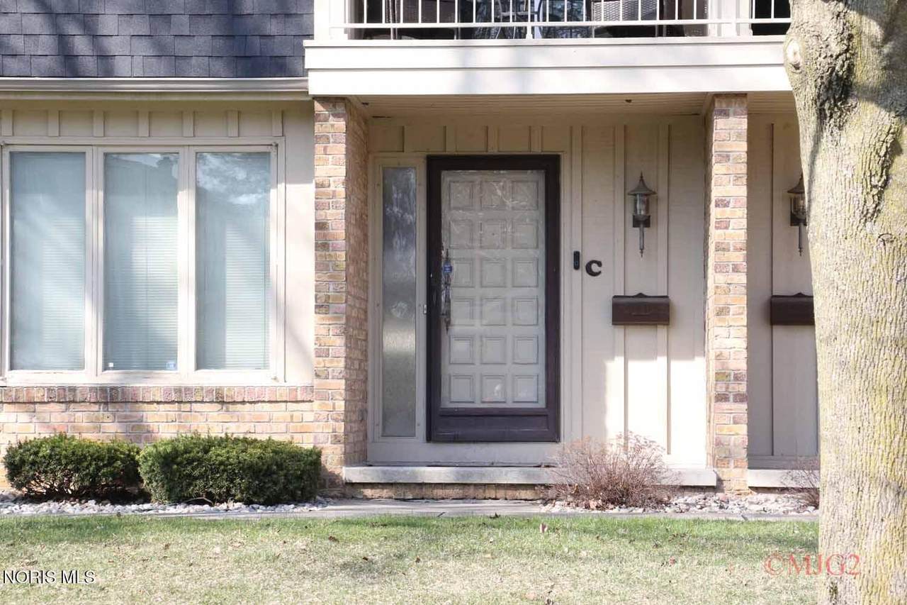 5212 Regency Drive - Photo 1