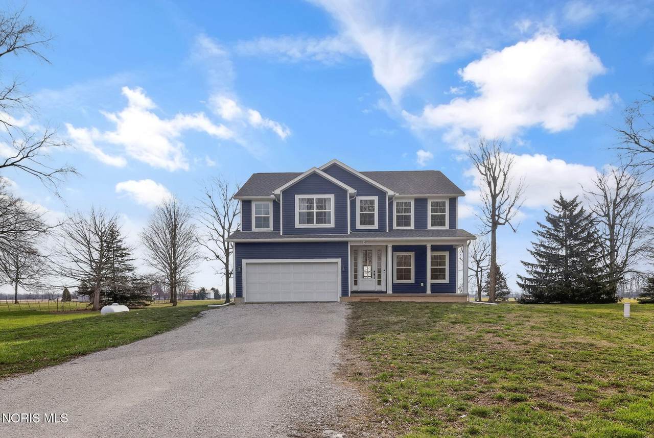 6889 Township Rd 69 - Photo 1