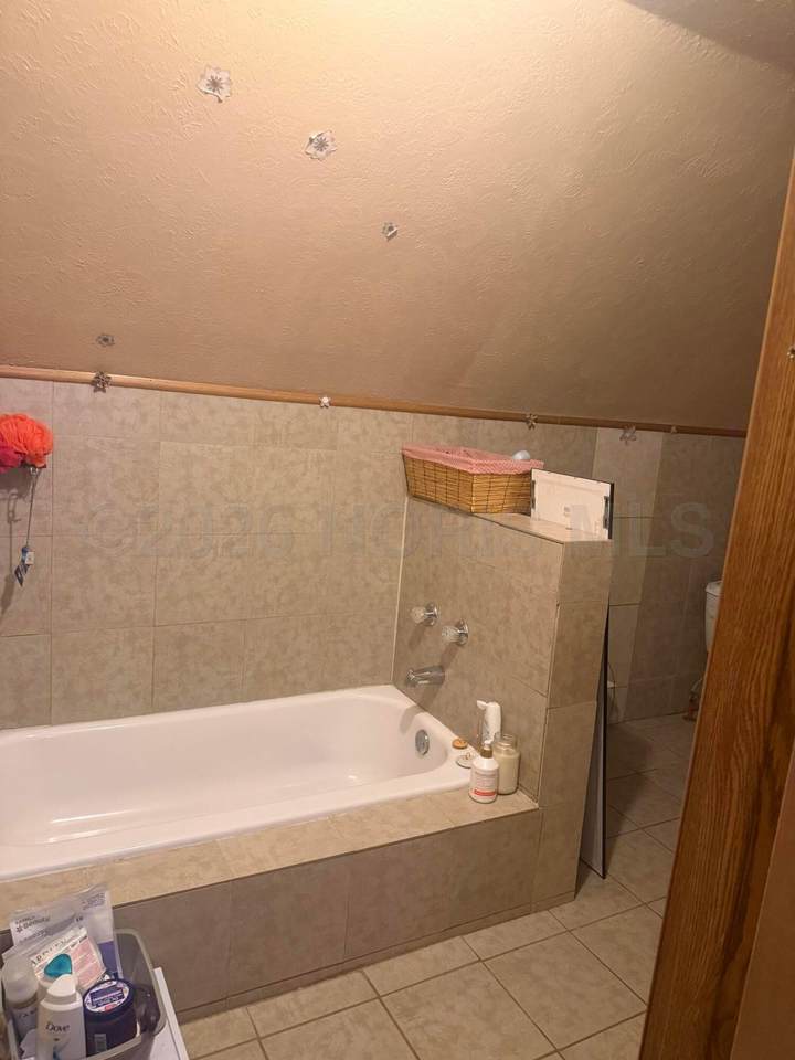 https://bt-photos.global.ssl.fastly.net/toledo/1280_boomver_1_10006122-2.jpg