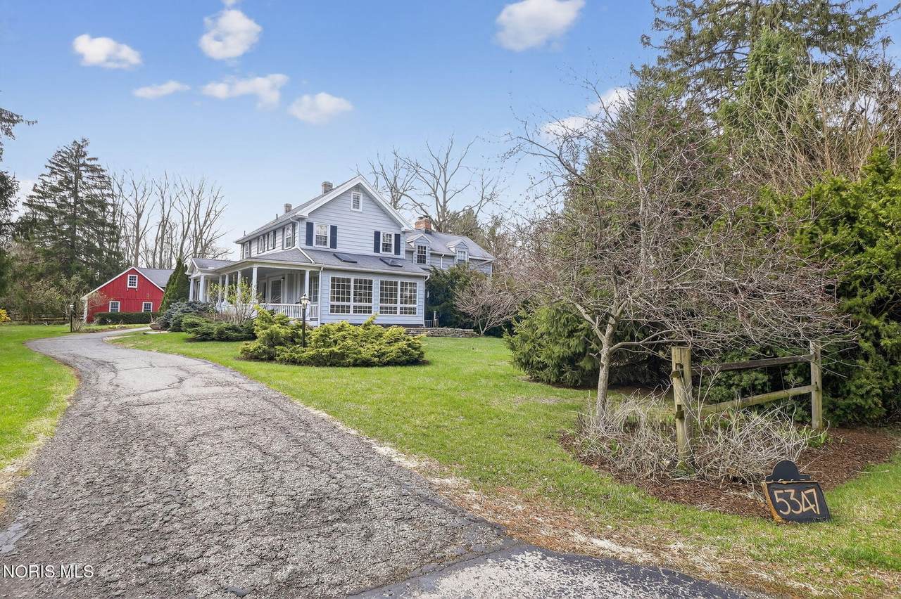 5347 Flanders Road - Photo 1