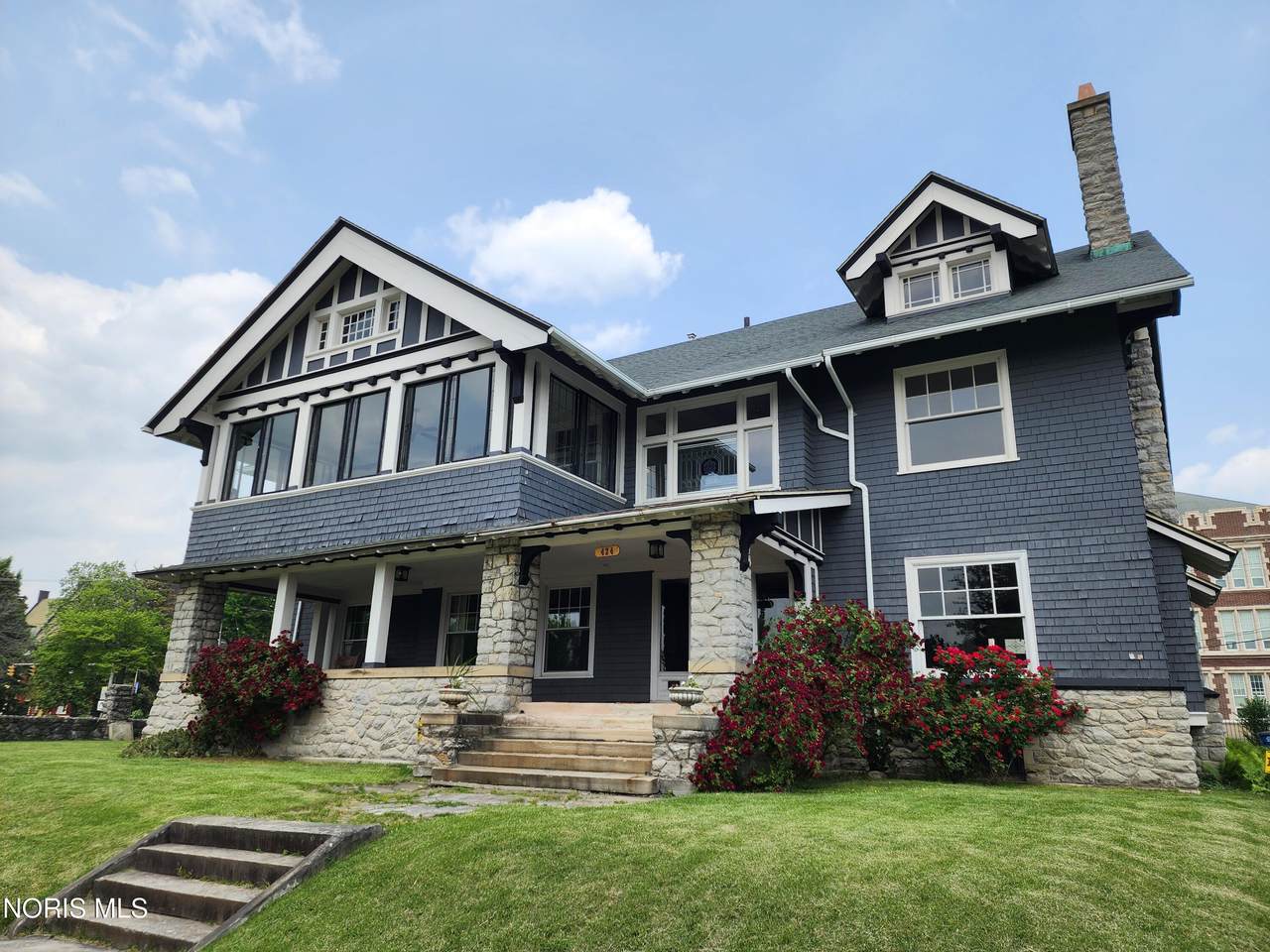 424 Winthrop Street - Photo 1