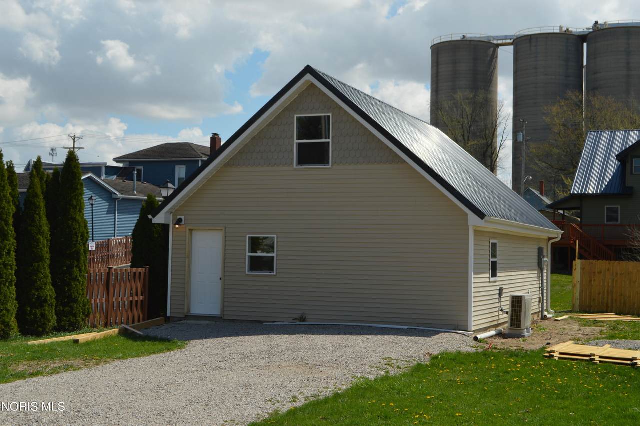 205 Archer Drive - Photo 1