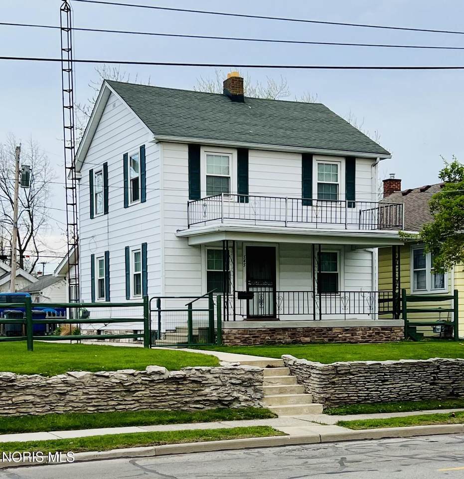 545 Woodsdale Avenue - Photo 1