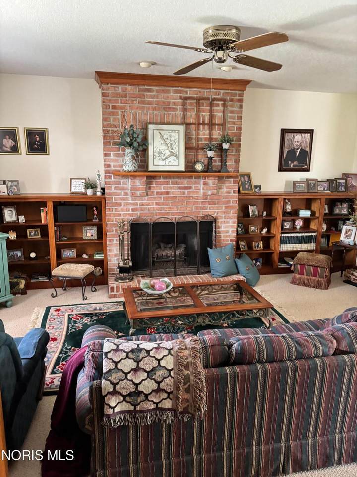 https://bt-photos.global.ssl.fastly.net/toledo/1280_boomver_1_10006518-2.jpg