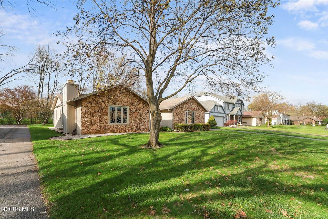 6804 Woodmeadow Drive - Photo 1