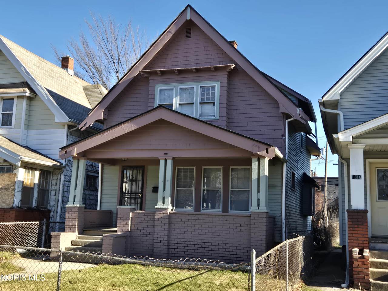 1318 Superior Street - Photo 1