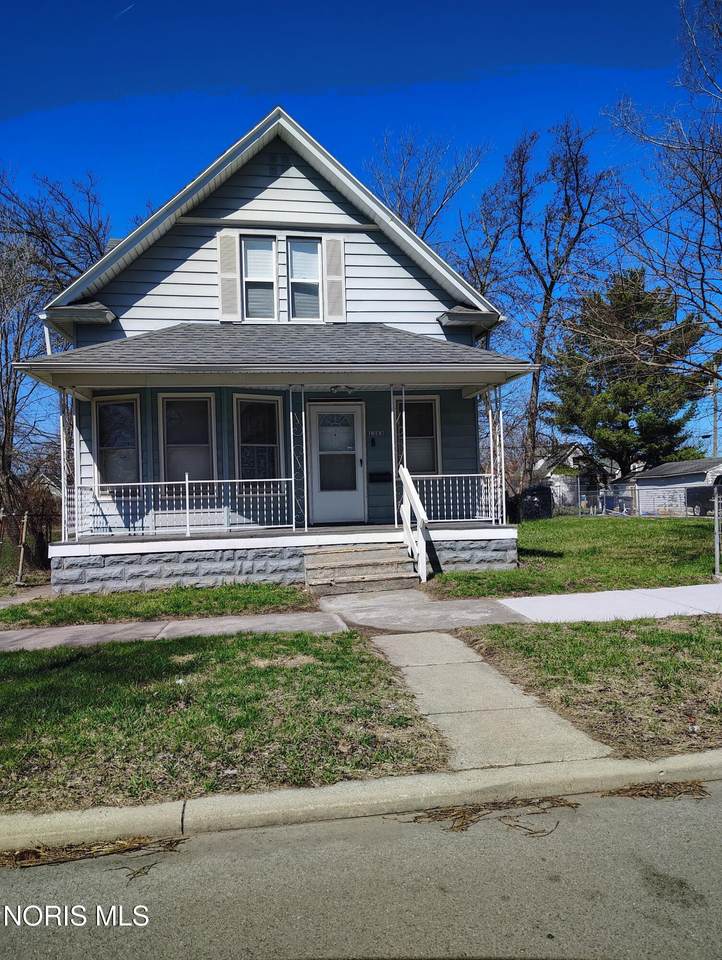 1353 Yates Street - Photo 1