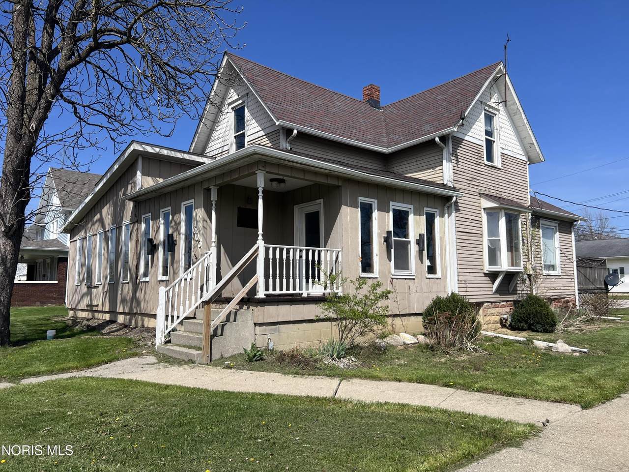 603 Clinton Street - Photo 1