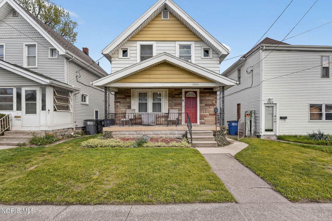1924 Greenwood Avenue - Photo 1