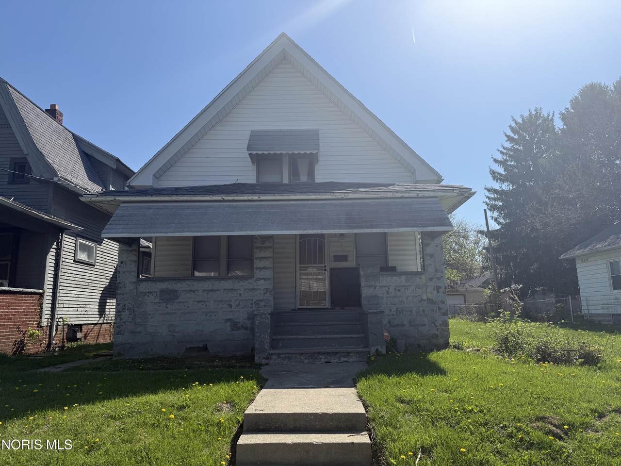 1014 Evesham Avenue - Photo 1