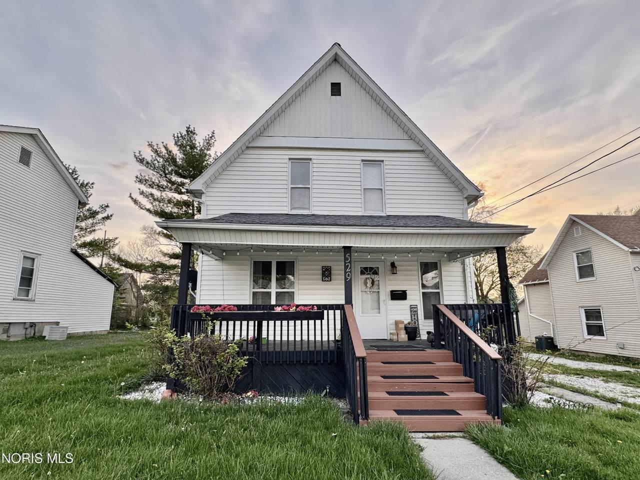 529 Harrison Street - Photo 1