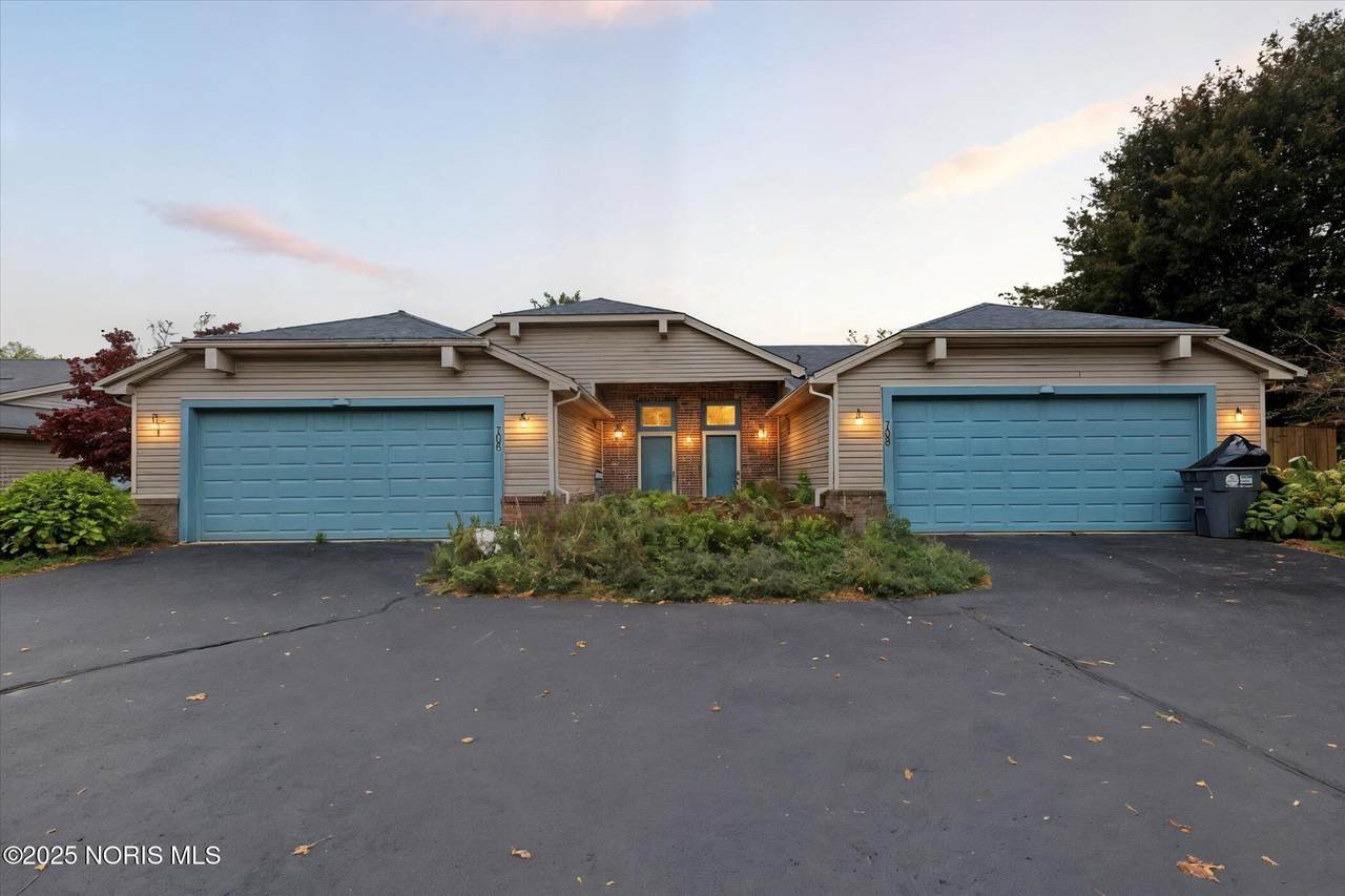 710 Hilltop Lane - Photo 1