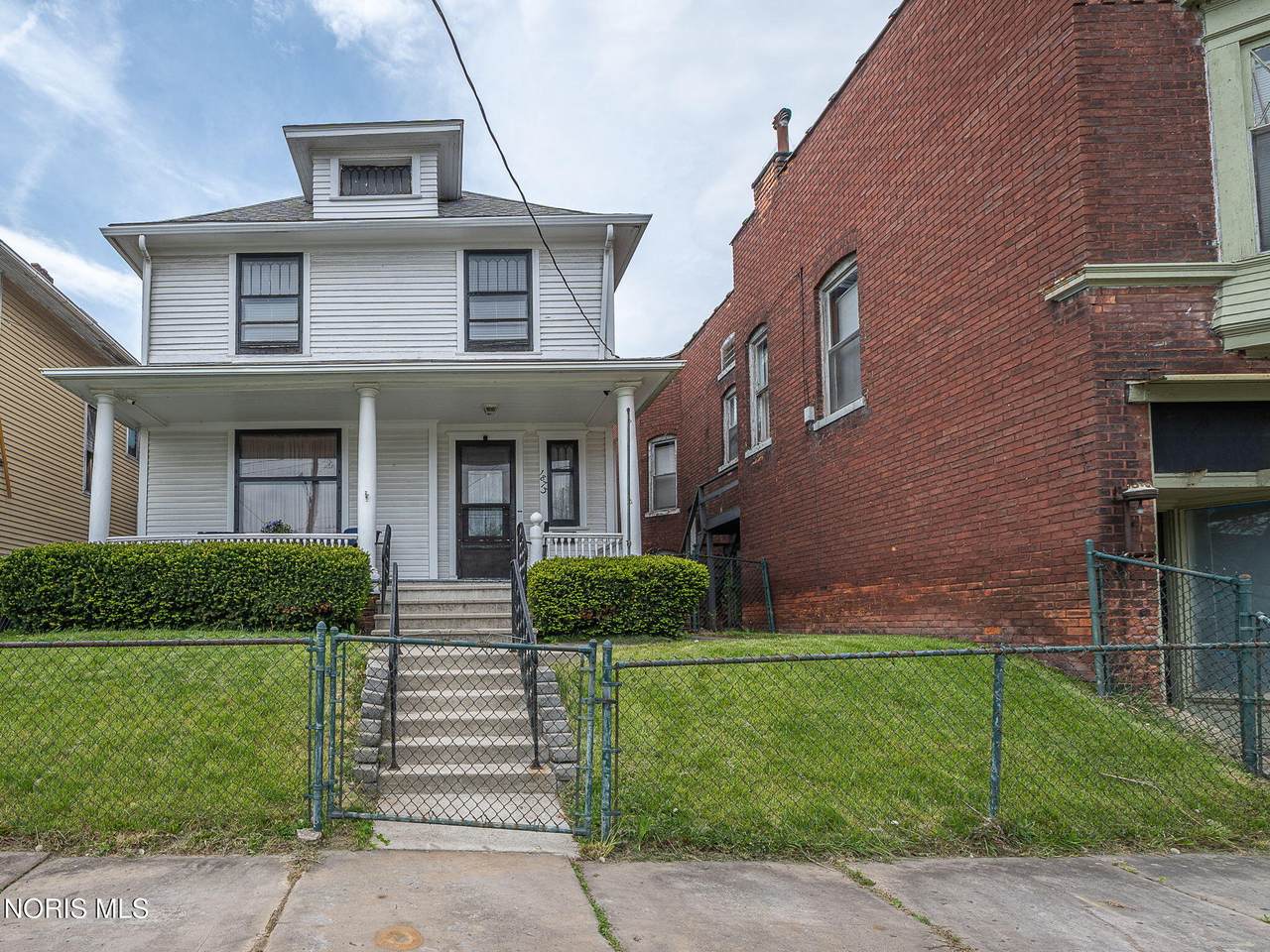 1873 Ontario Street - Photo 1